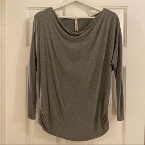 Gilli Shoulder Zip Top Tee